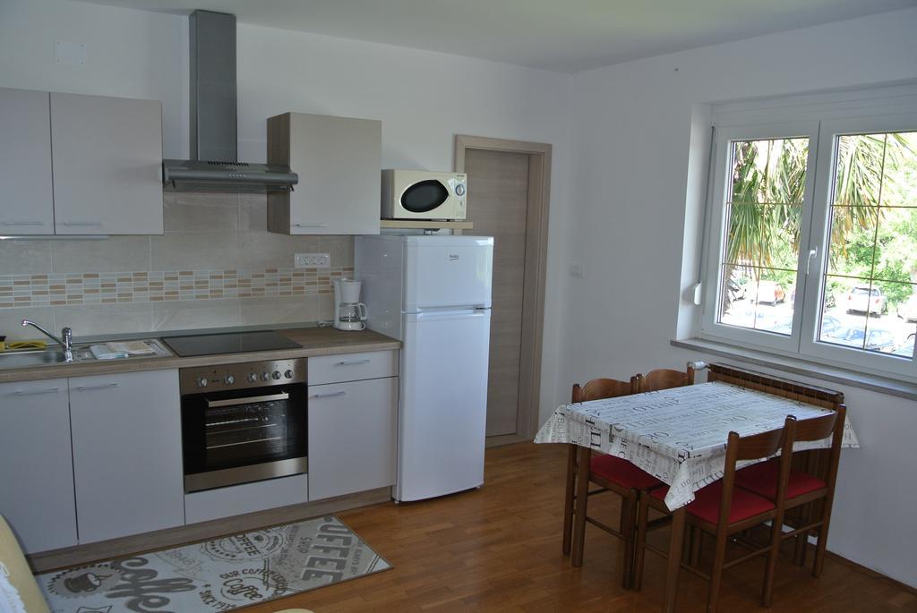 איזולה Apartmaji Nika מראה חיצוני תמונה