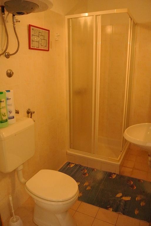 איזולה Apartmaji Nika מראה חיצוני תמונה